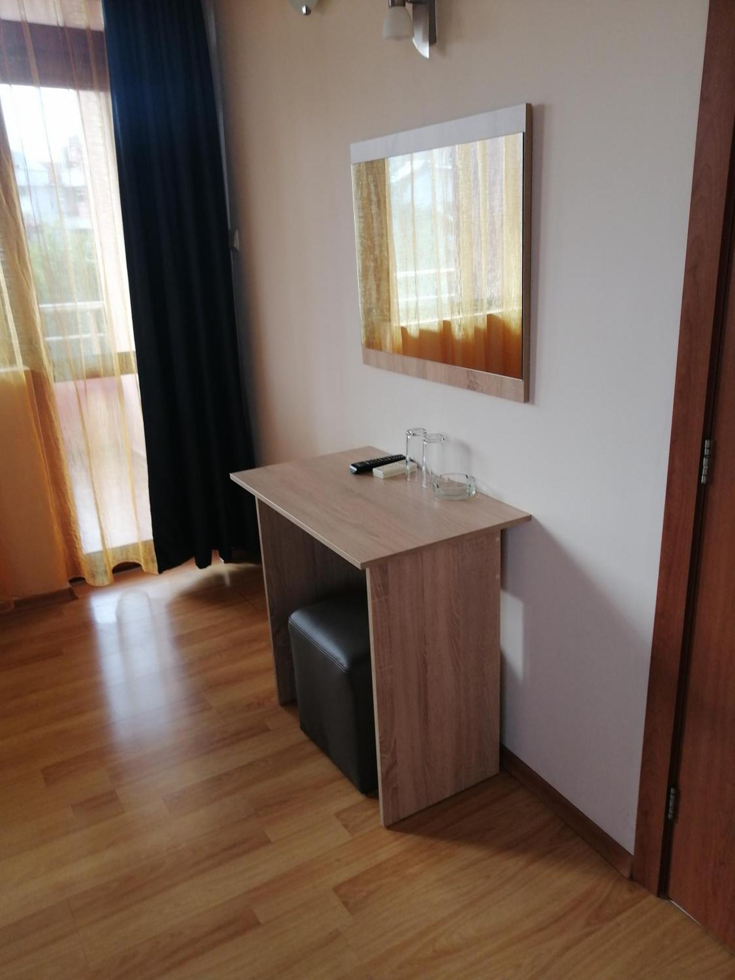 Дом Апостолови Sozopol Bilik gambar