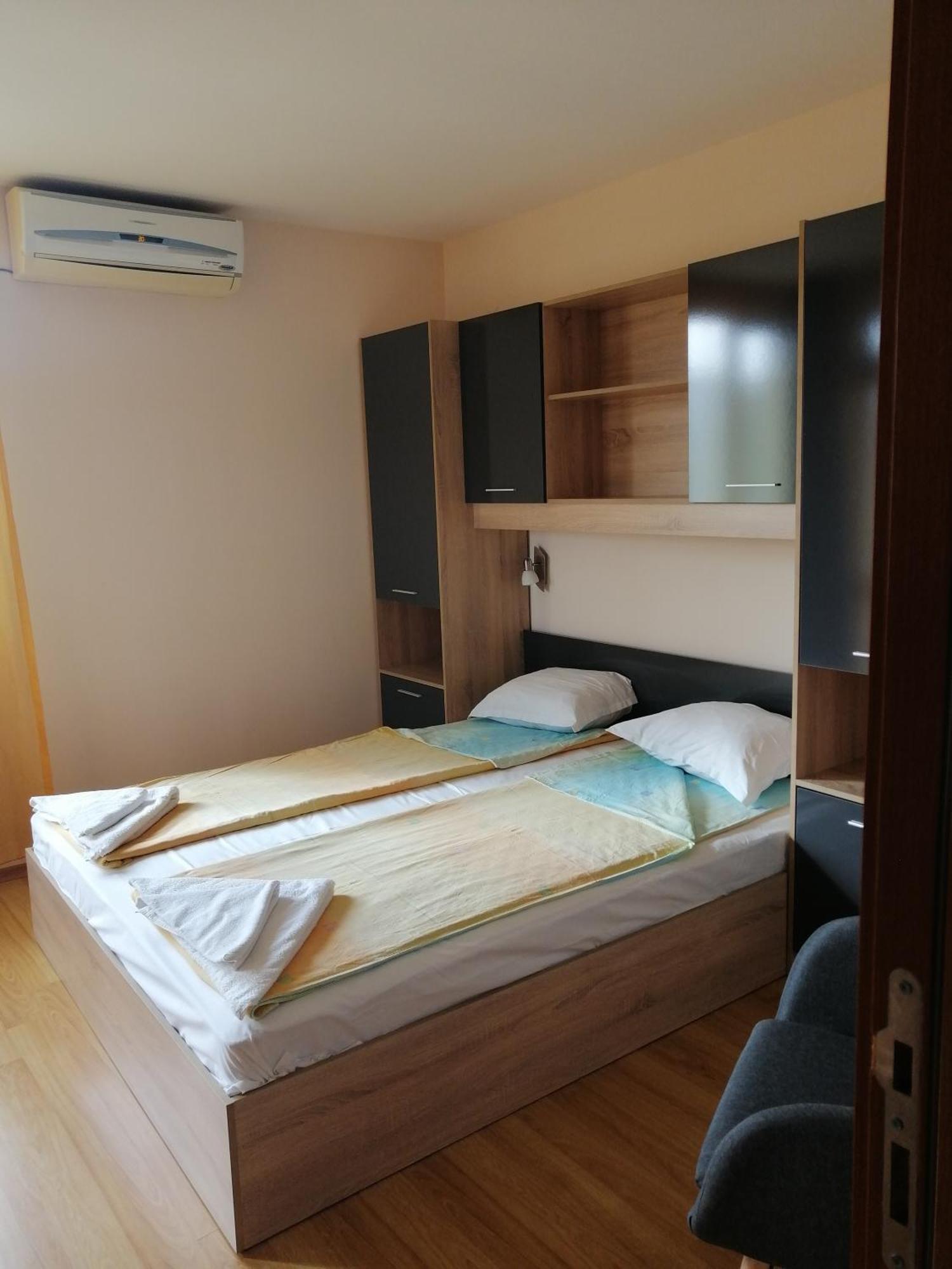 Дом Апостолови Sozopol Bilik gambar