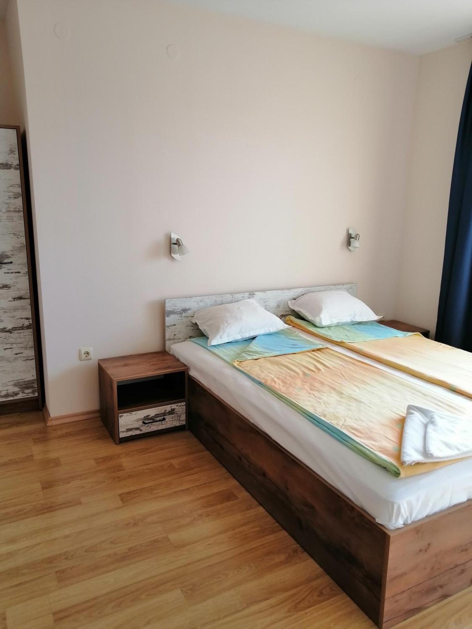 Дом Апостолови Sozopol Bilik gambar