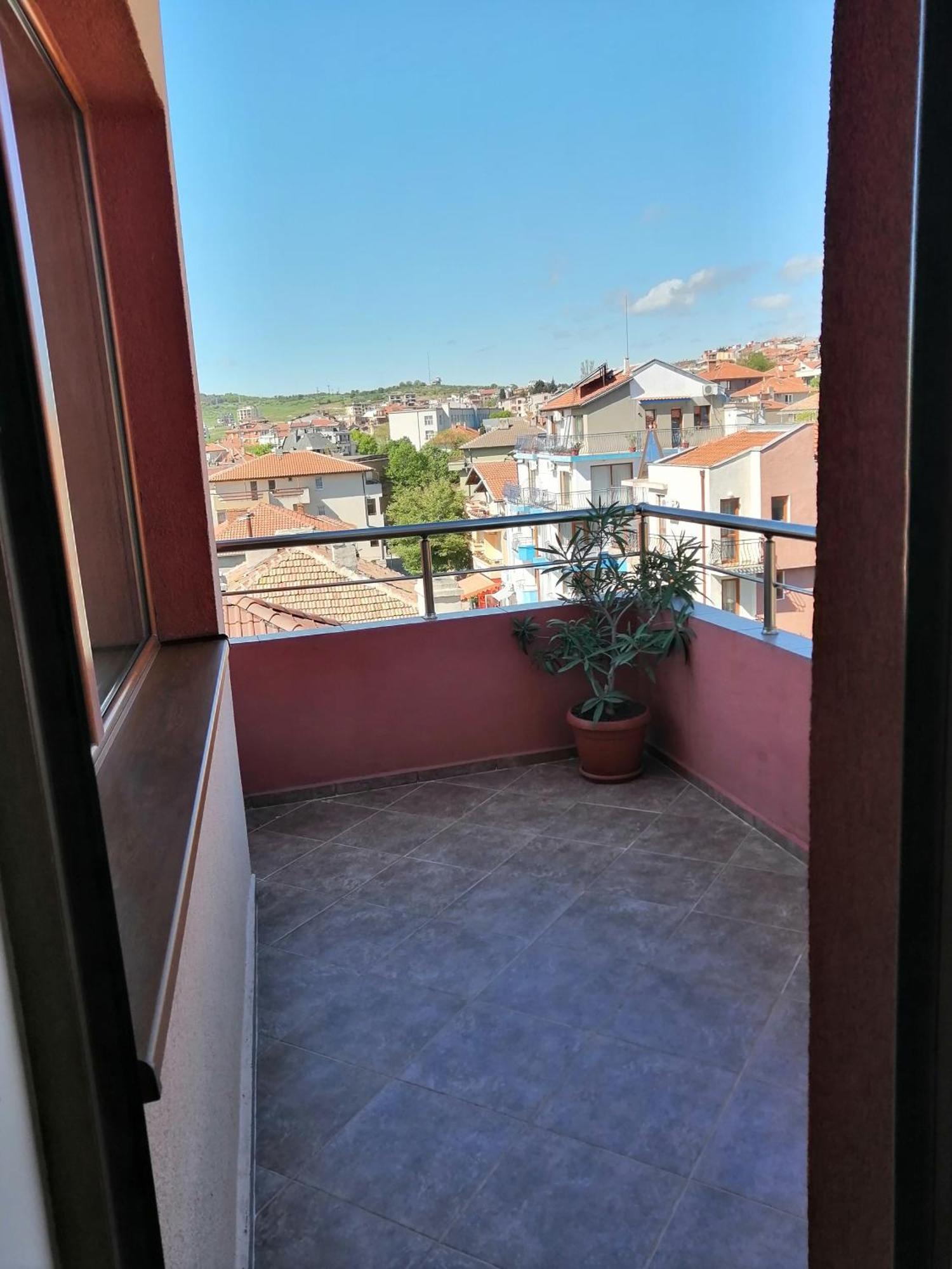 Дом Апостолови Sozopol Bilik gambar